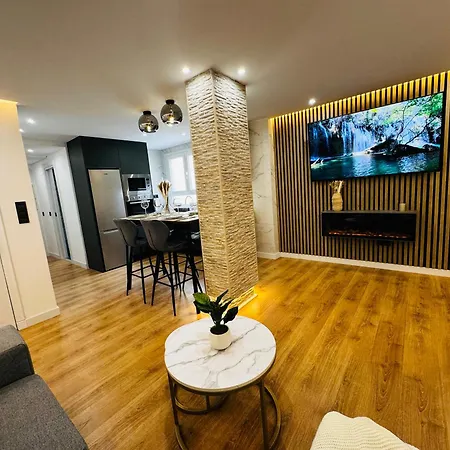 La Plaza Del Pilar Apartment *