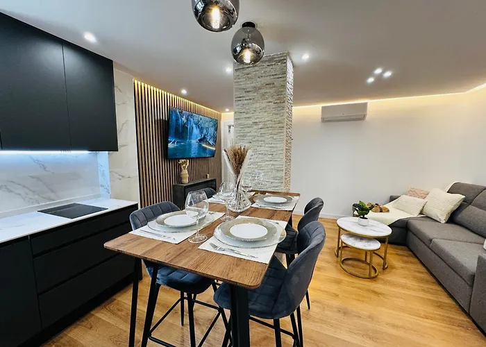 Апартаменты La Plaza Del Pilar